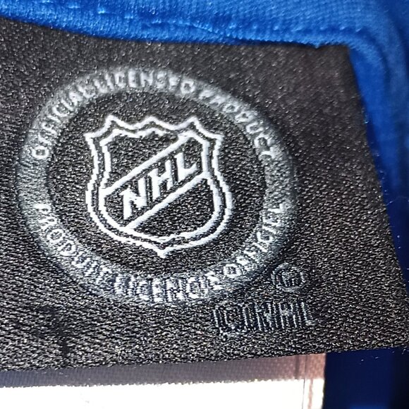 NEW NHL New York Islanders Toddler Boys' Hooded Sweatshirt - Picture 5 of 6